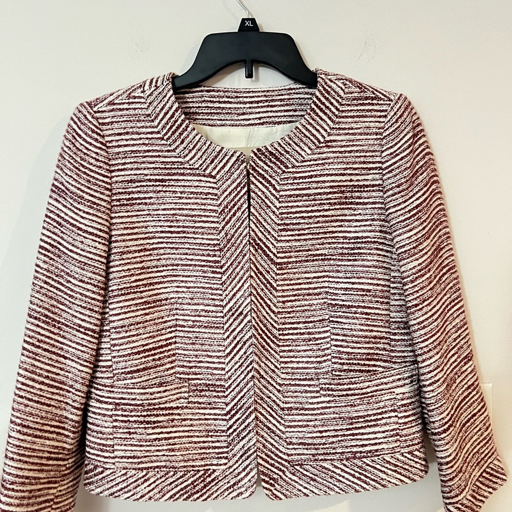 Banana Republic short pink and white jacket size 6P